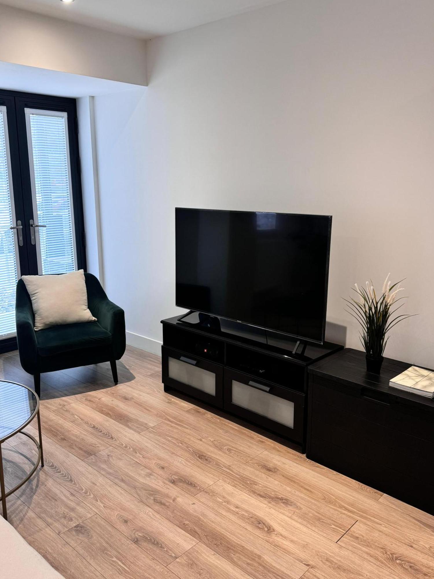 Stylish Luxury Solihull Flat Dış mekan fotoğraf